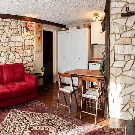 Chalet With In Valle D'aosta, Cleaning Included Villeneuve