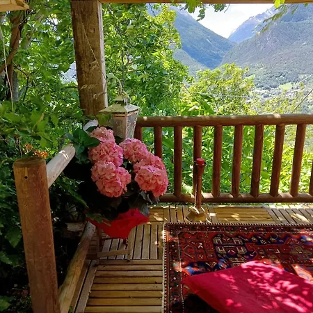 With In Valle D'aosta, Cleaning Included Chalet