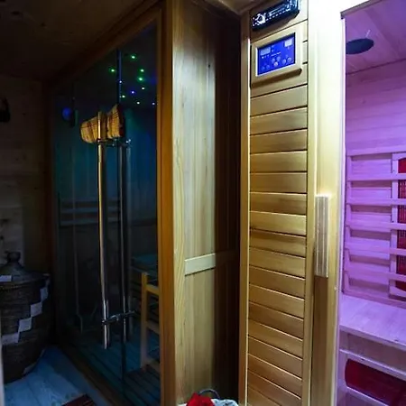 Chalet With In Valle D'aosta, Cleaning Included Villeneuve